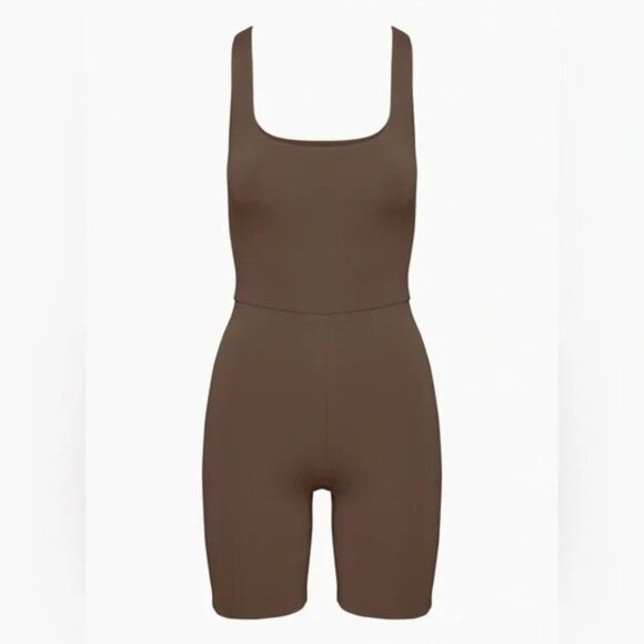 Aritzia Pants - Aritzia Babaton Contour Squareneck Romper Chocolate Brown Size Small